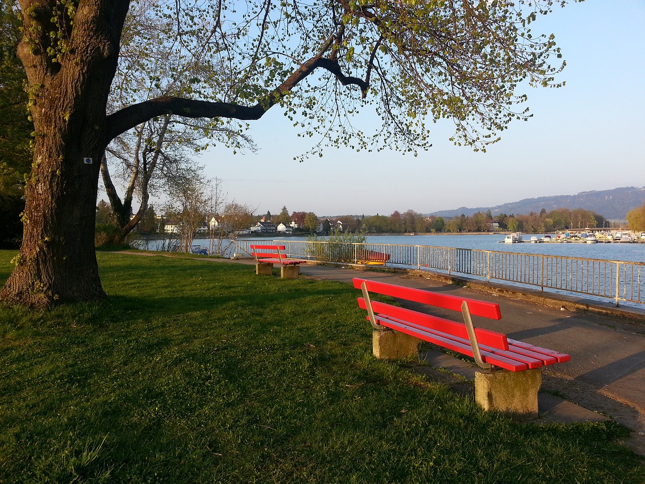 巴塞罗那以 巴塞罗那以